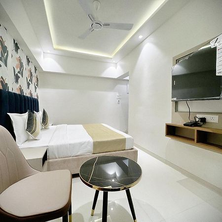 The Orion - Premium Apartments Βομβάη Εξωτερικό φωτογραφία