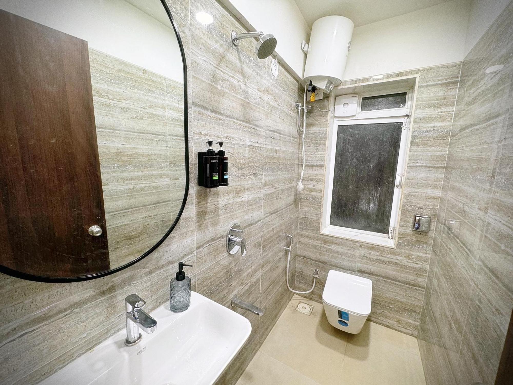 The Orion - Premium Apartments Βομβάη Εξωτερικό φωτογραφία