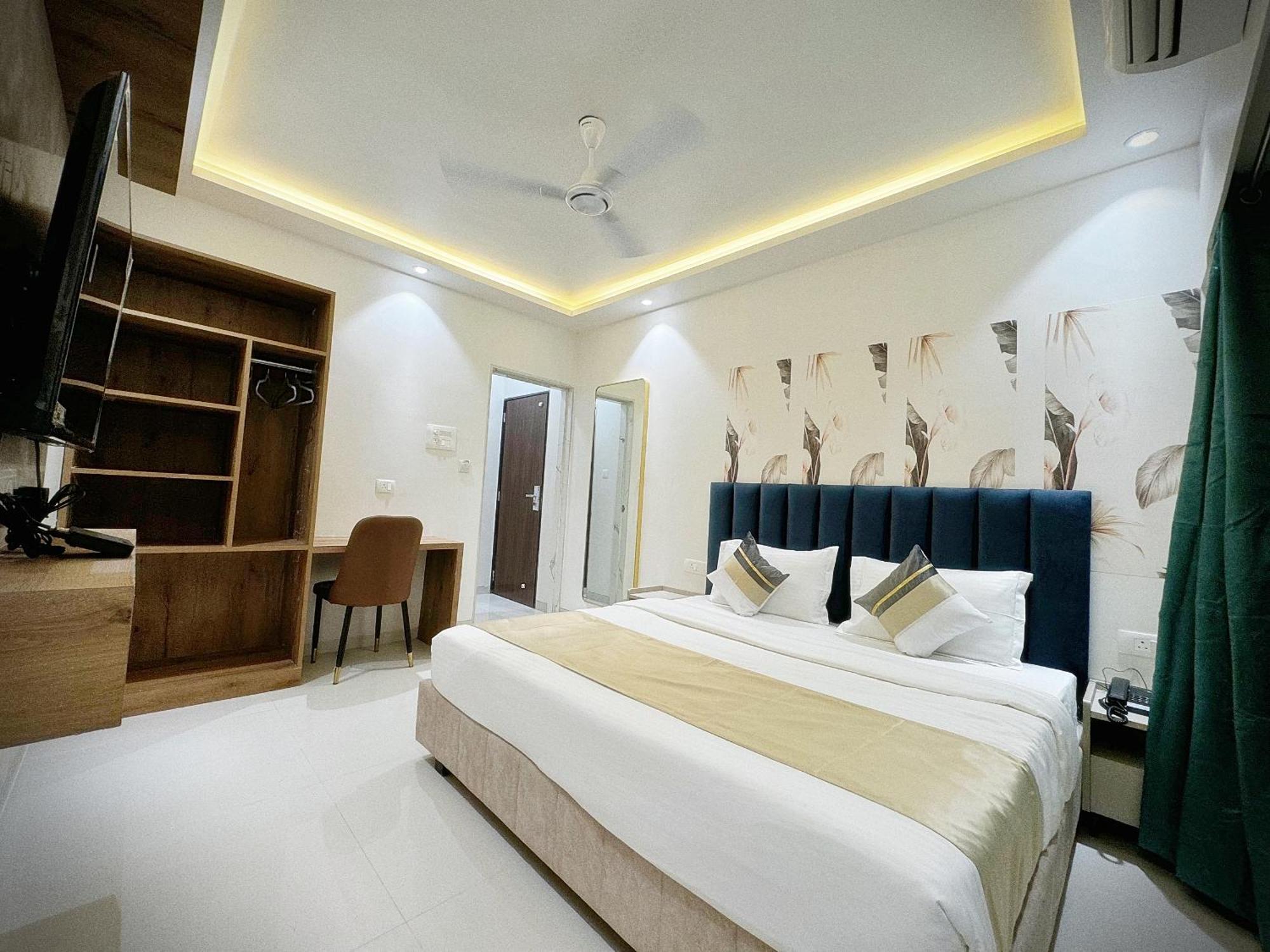 The Orion - Premium Apartments Βομβάη Εξωτερικό φωτογραφία