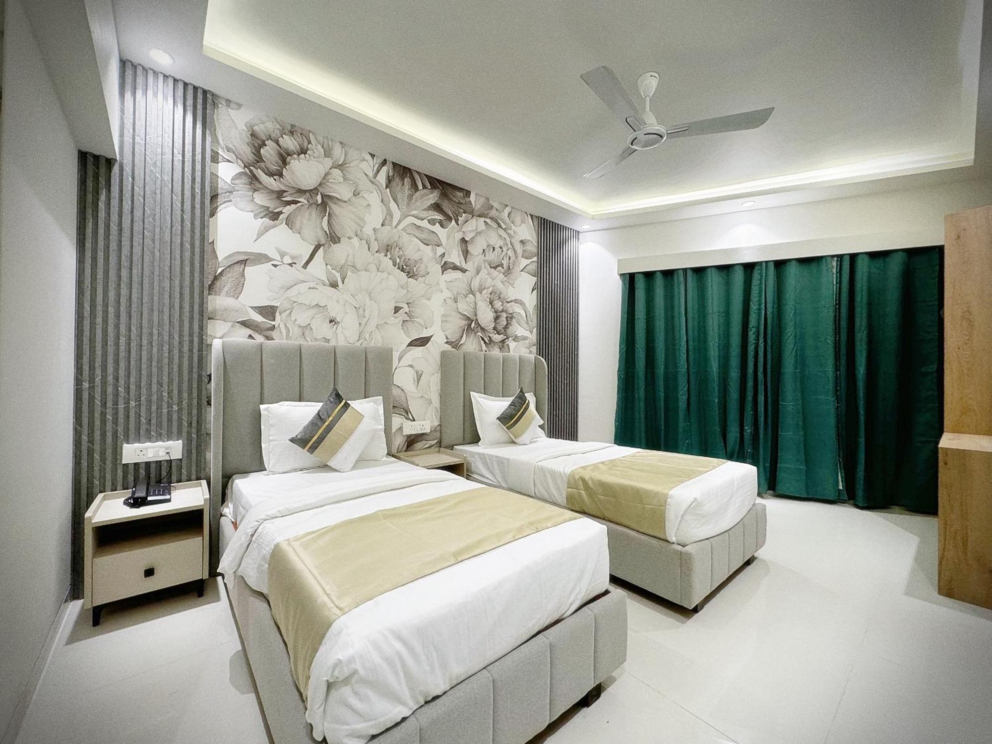 The Orion - Premium Apartments Βομβάη Εξωτερικό φωτογραφία