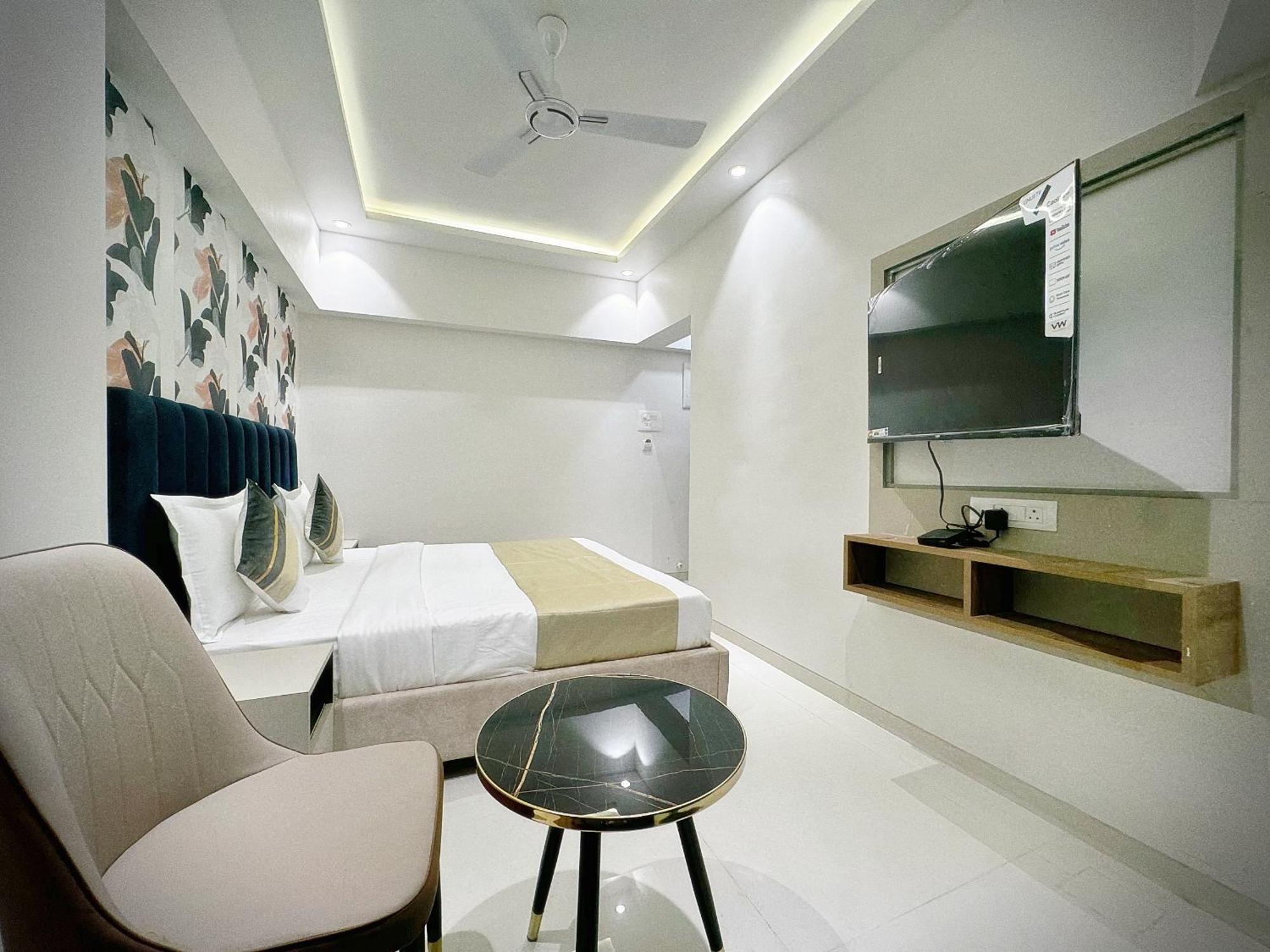 The Orion - Premium Apartments Βομβάη Εξωτερικό φωτογραφία